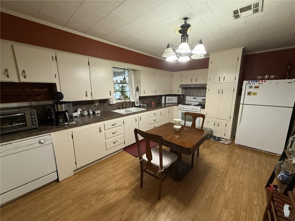 Homes for sale in Ville Platte, LA | 841 Louisiana Avenue, Ville Platte, LA 70586 | MLS# CN2533177