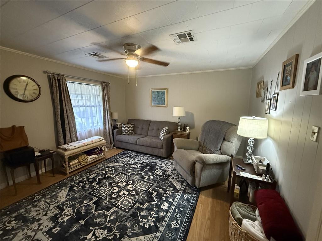 Homes for sale in Ville Platte, LA | 841 Louisiana Avenue, Ville Platte, LA 70586 | MLS# CN2533177