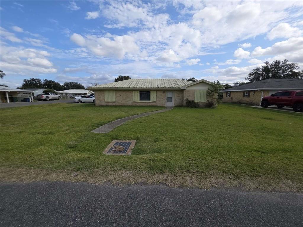 Homes for sale in Thibodaux, LA | 301 Julia Street, Thibodaux, LA 70301 | MLS# NO2533251