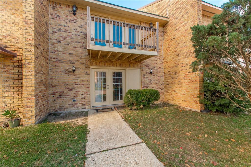 Homes for sale in Destrehan, LA | 305 Ormond Meadows Dr #B, Destrehan, LA 70047 | MLS# NO2533433