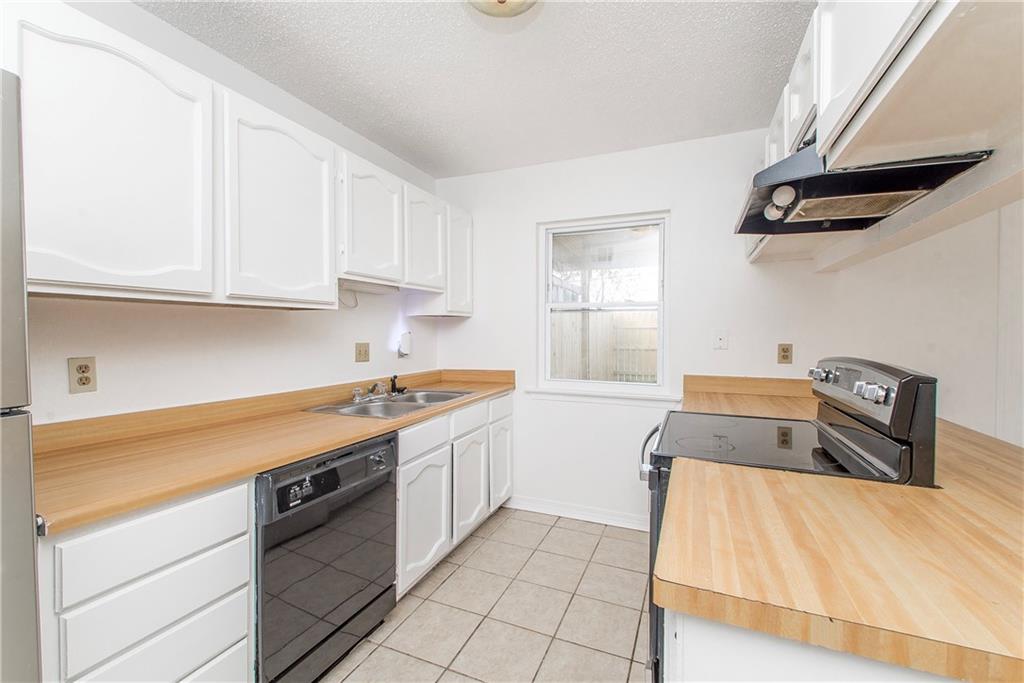 Homes for sale in Destrehan, LA | 305 Ormond Meadows Dr #B, Destrehan, LA 70047 | MLS# NO2533433