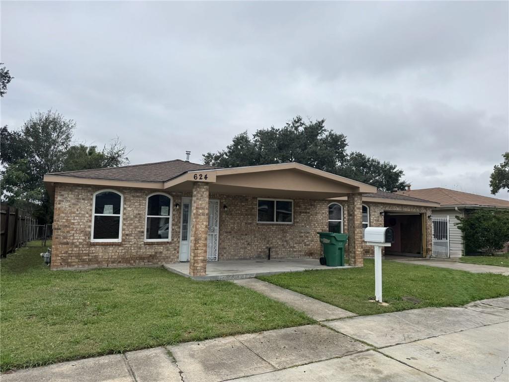 Homes for sale in Gretna, LA | 624 Willowbrook Dr, Gretna, LA 70056 | MLS# NO2533195