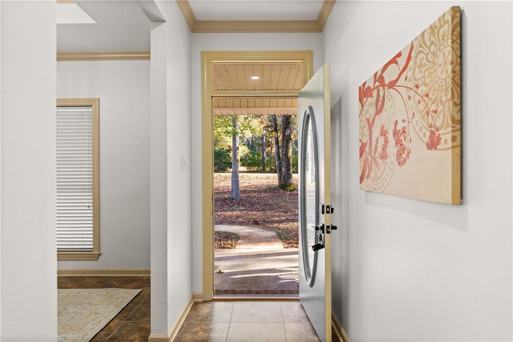 Homes for sale in Pineville, LA | 5227 Donahue Ferry Road, Pineville, LA 71360 | MLS# CN2532739