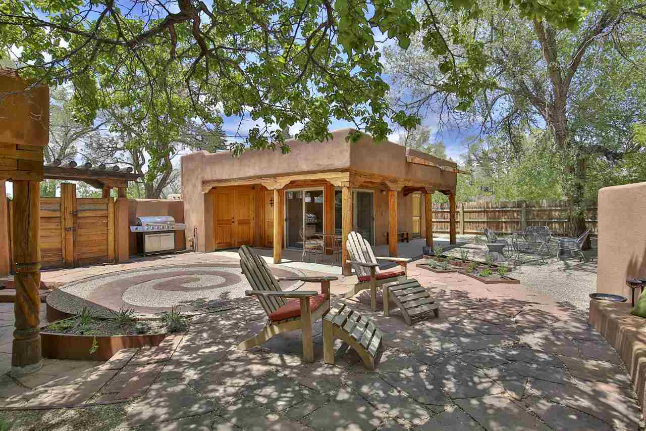 Taos, New Mexico Real Estate Town of Taos