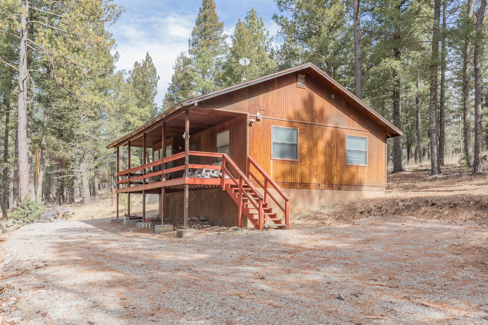 9 White Tail Pl, Mayhill, NM 88339