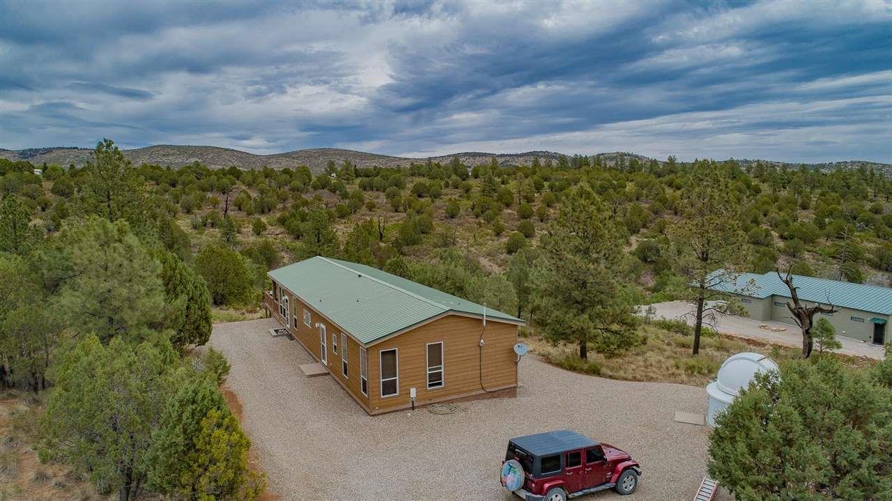 33 Starry Pl, Mayhill, NM 88339