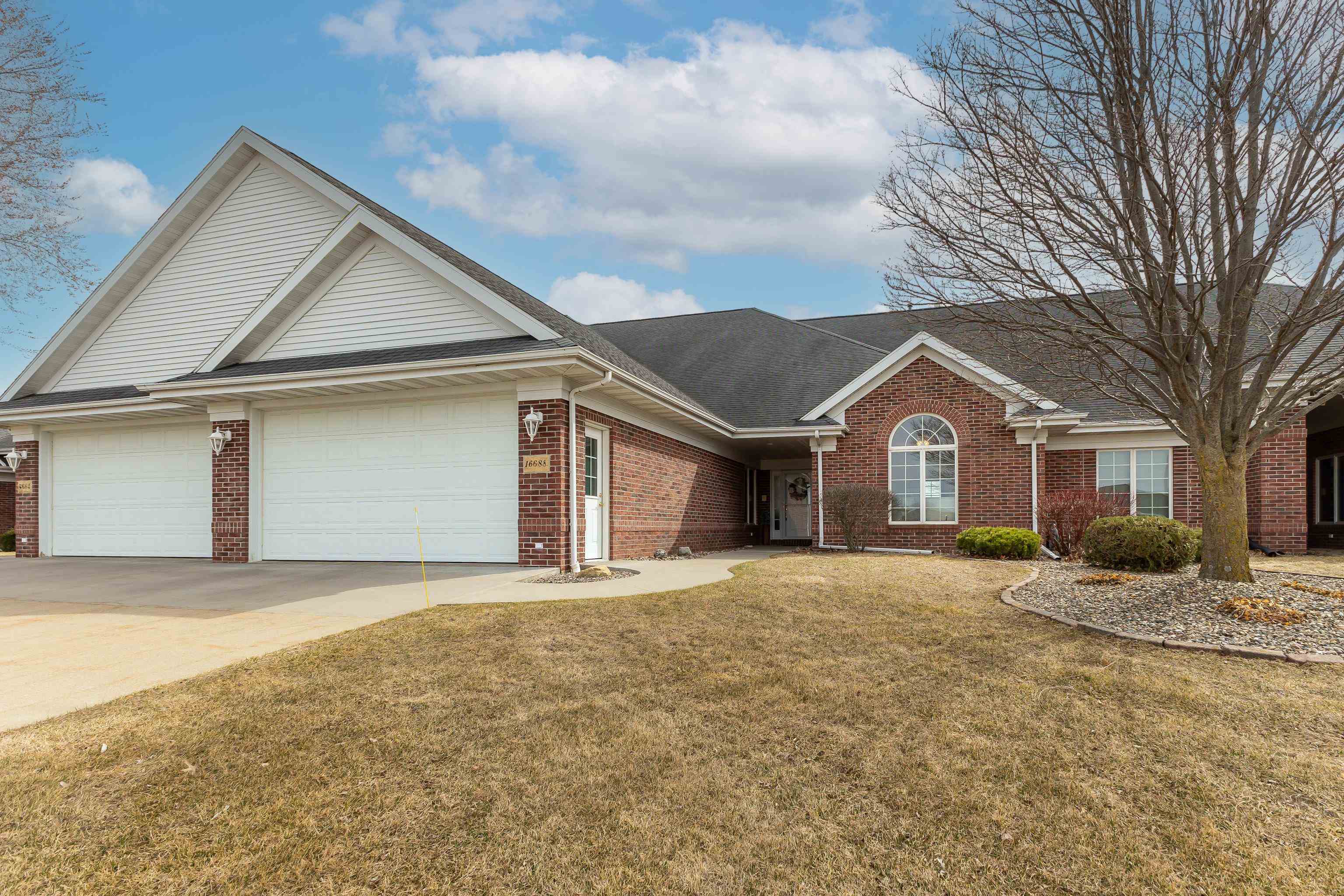 Thunder Ridge, Peosta, Iowa 52068, 3 Bedrooms Bedrooms, ,2 BathroomsBathrooms,Residential,Condo,Thunder Ridge,21421