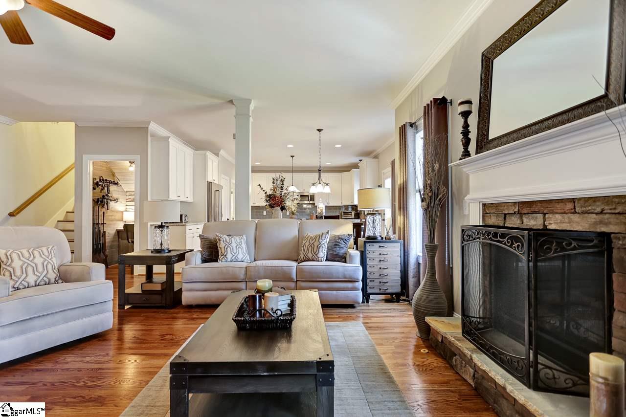 124 Amandas Autumn Lane Taylors Sc 29687 Berkshire Hathaway