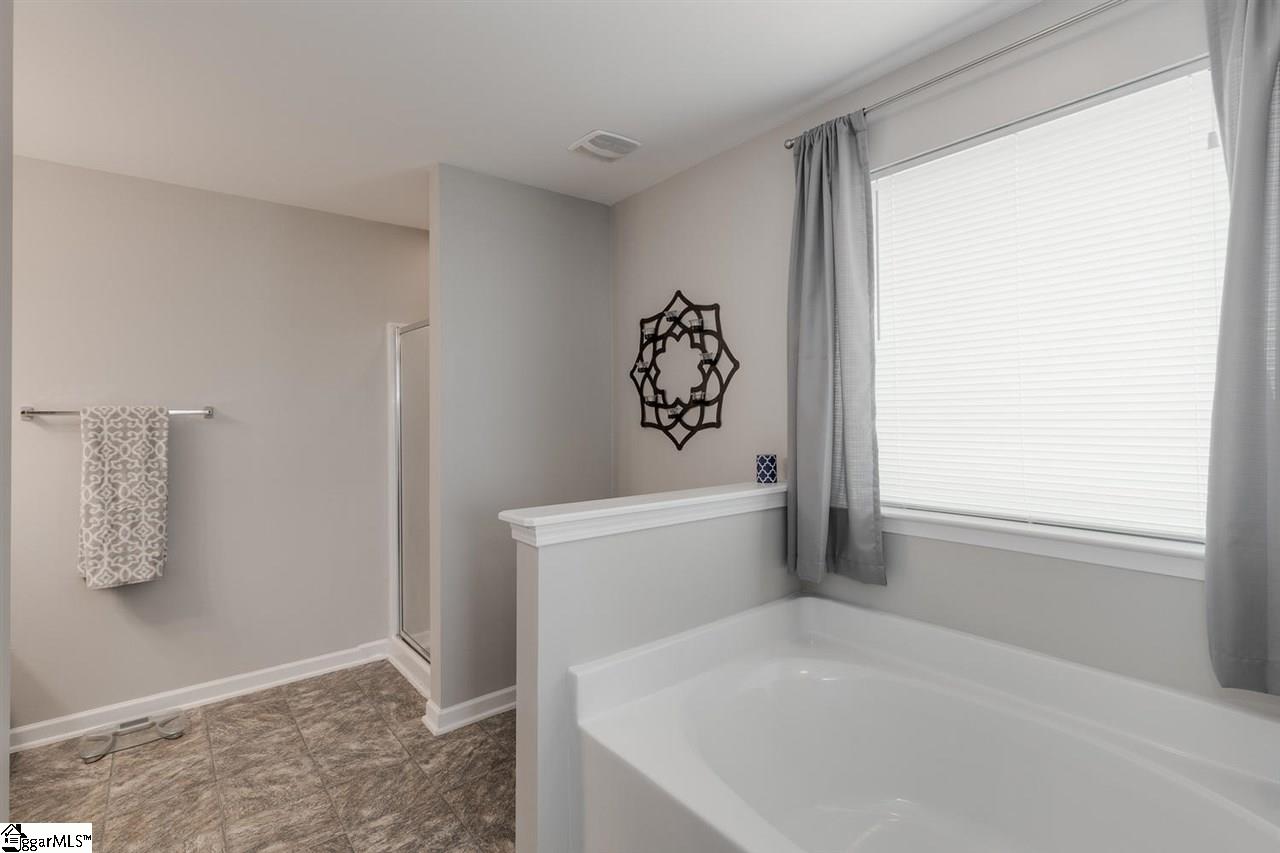 Sold 225 Riverdale Road Simpsonville Sc 29680 3 Beds 2 Full Baths 185000 Sold Listing