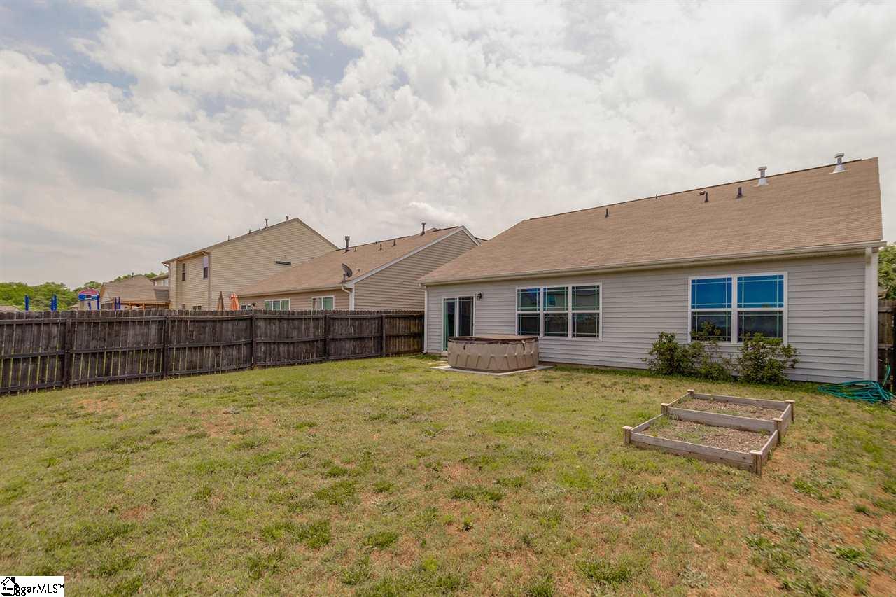Sold 225 Riverdale Road Simpsonville Sc 29680 3 Beds 2 Full Baths 185000 Sold Listing