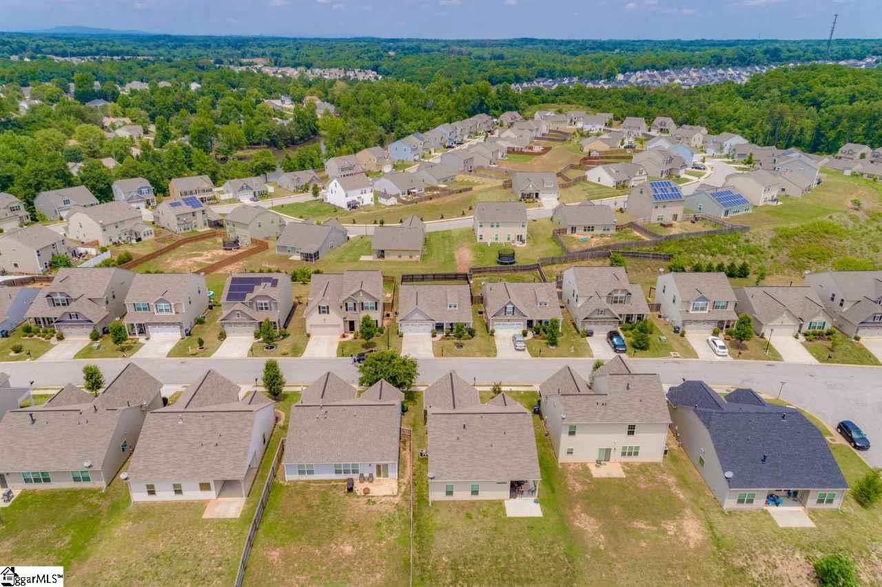Sold 225 Riverdale Road Simpsonville Sc 29680 3 Beds 2 Full Baths 185000 Sold Listing