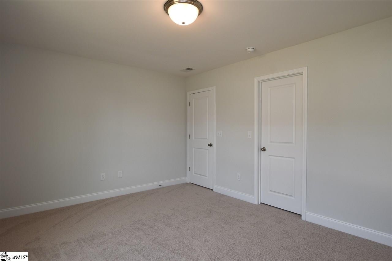 104 Arbor Woods Lane, Piedmont, SC 29673 Berkshire 