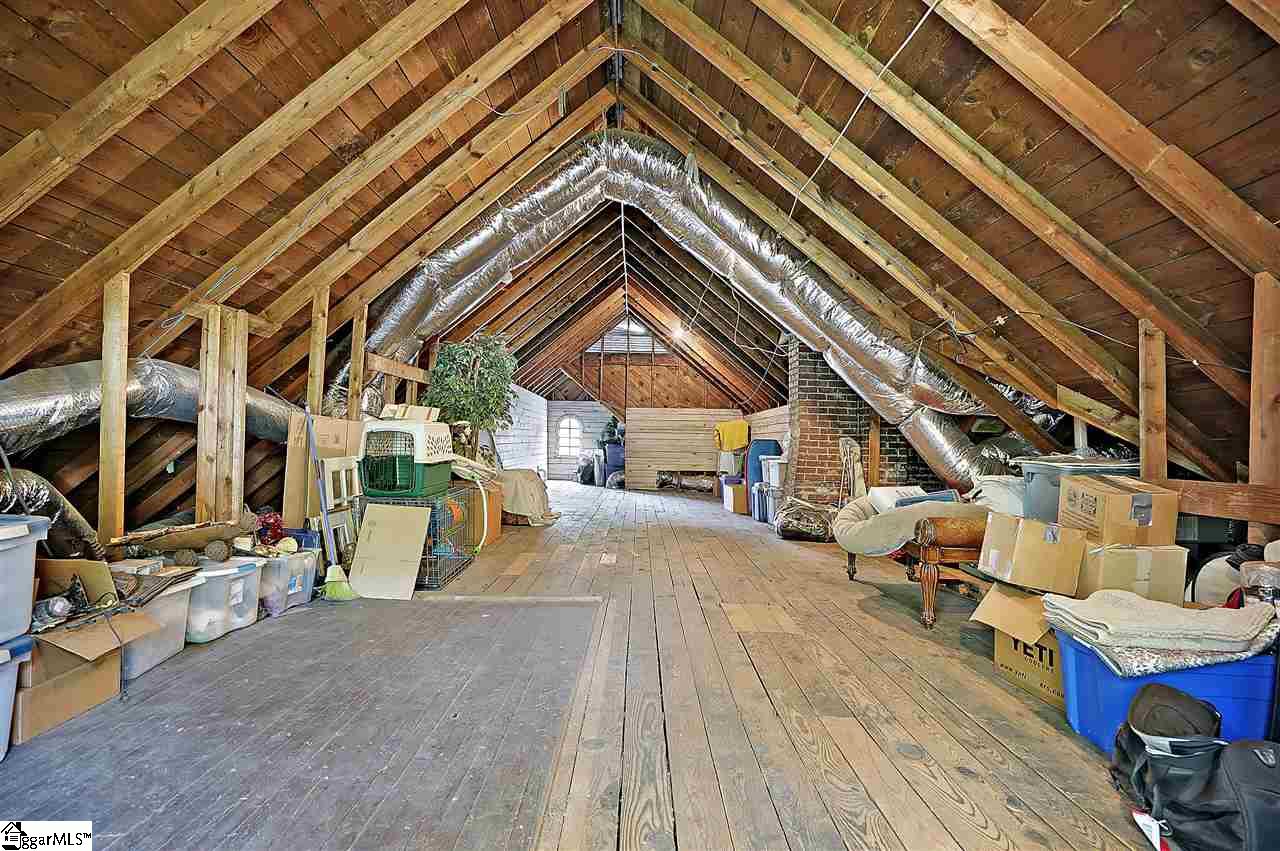 105 E Prentiss Avenue Greenville Sc 29605 Berkshire Hathaway