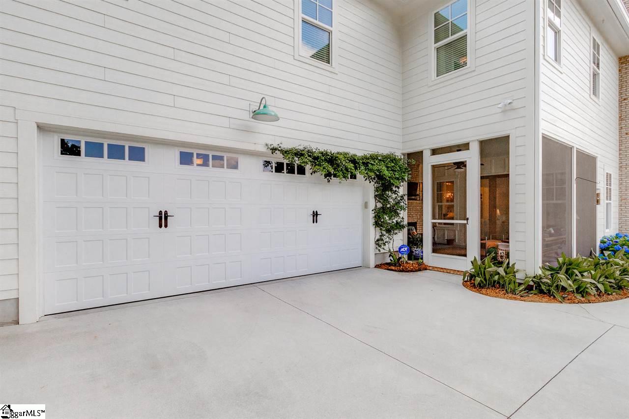 123 Keowee Avenue Greenville Sc 29605 Berkshire Hathaway