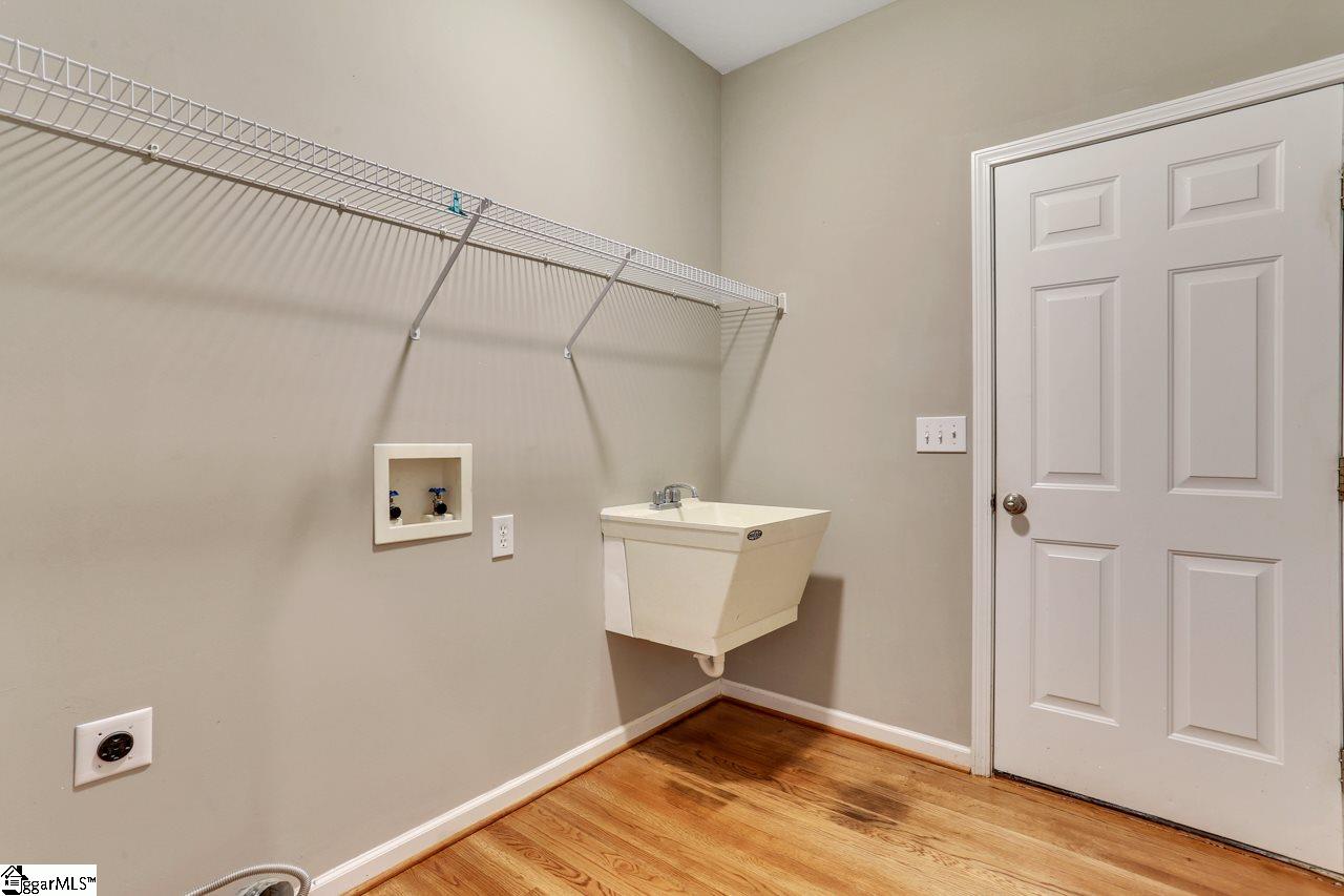 102 Pinehurst Green Way Greenville Sc 29609 Berkshire Hathaway Homeservices C Dan Joyner Realtors