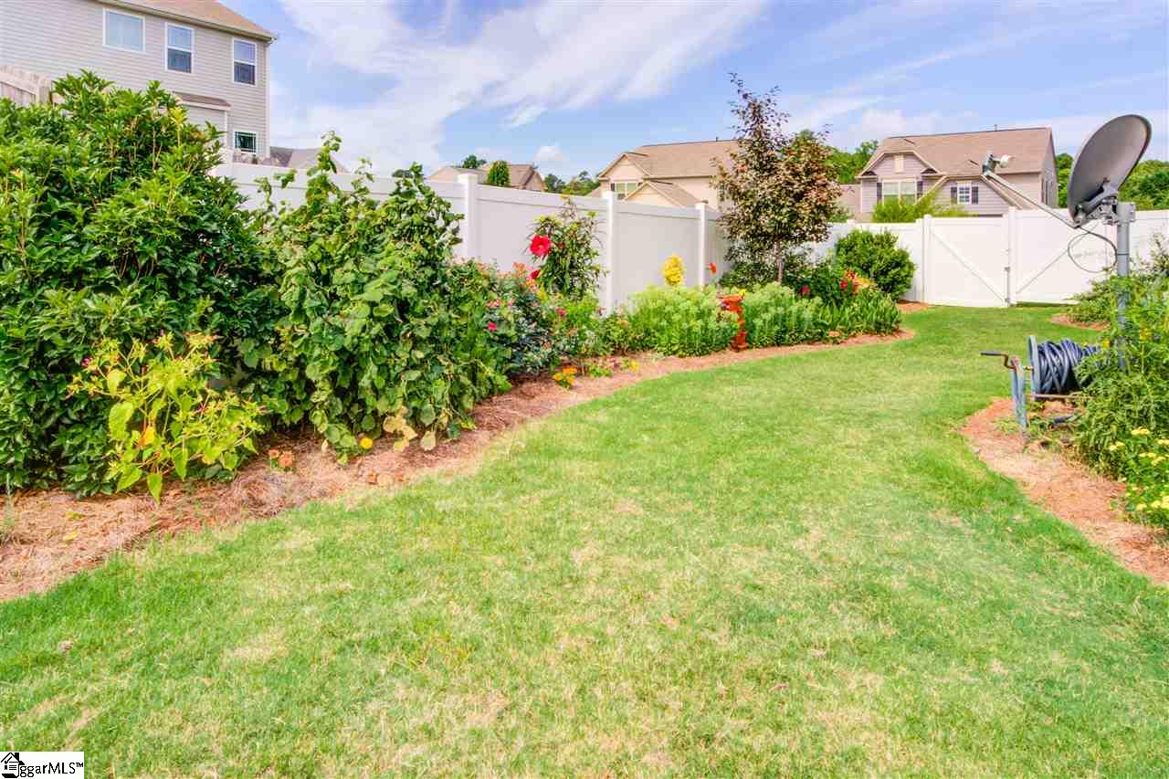 Sold 515 Riverdale Road Simpsonville Sc 29680 4 Beds 2 Full Baths 1 Half Bath 234000 Sold Listing