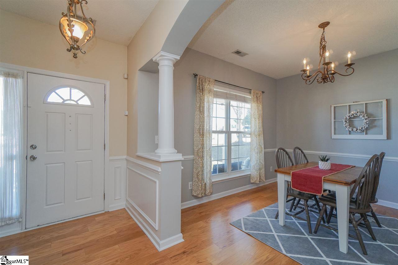 Sold 936 Breezewood Court Greer Sc 29651 3 Beds 2 Full Baths 1 Half Bath 199000 Sold Listing