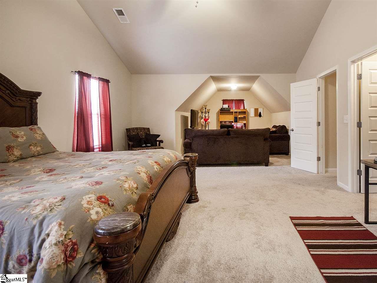 Sold 301 Bellona Lane Simpsonville Sc 29681 5 Beds 3 Full Baths 255000 Sold Listing