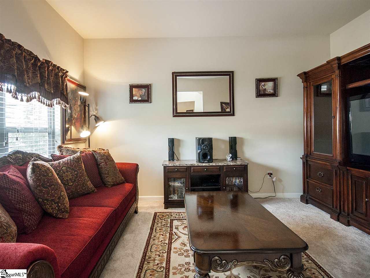 Sold 301 Bellona Lane Simpsonville Sc 29681 5 Beds 3 Full Baths 255000 Sold Listing