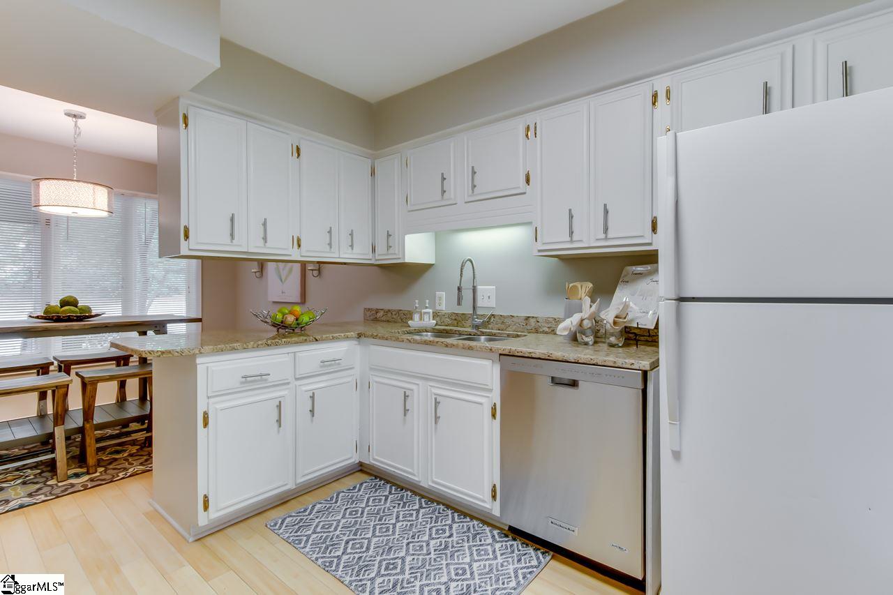 103 Inglewood Way Greenville Sc 29615 Berkshire Hathaway