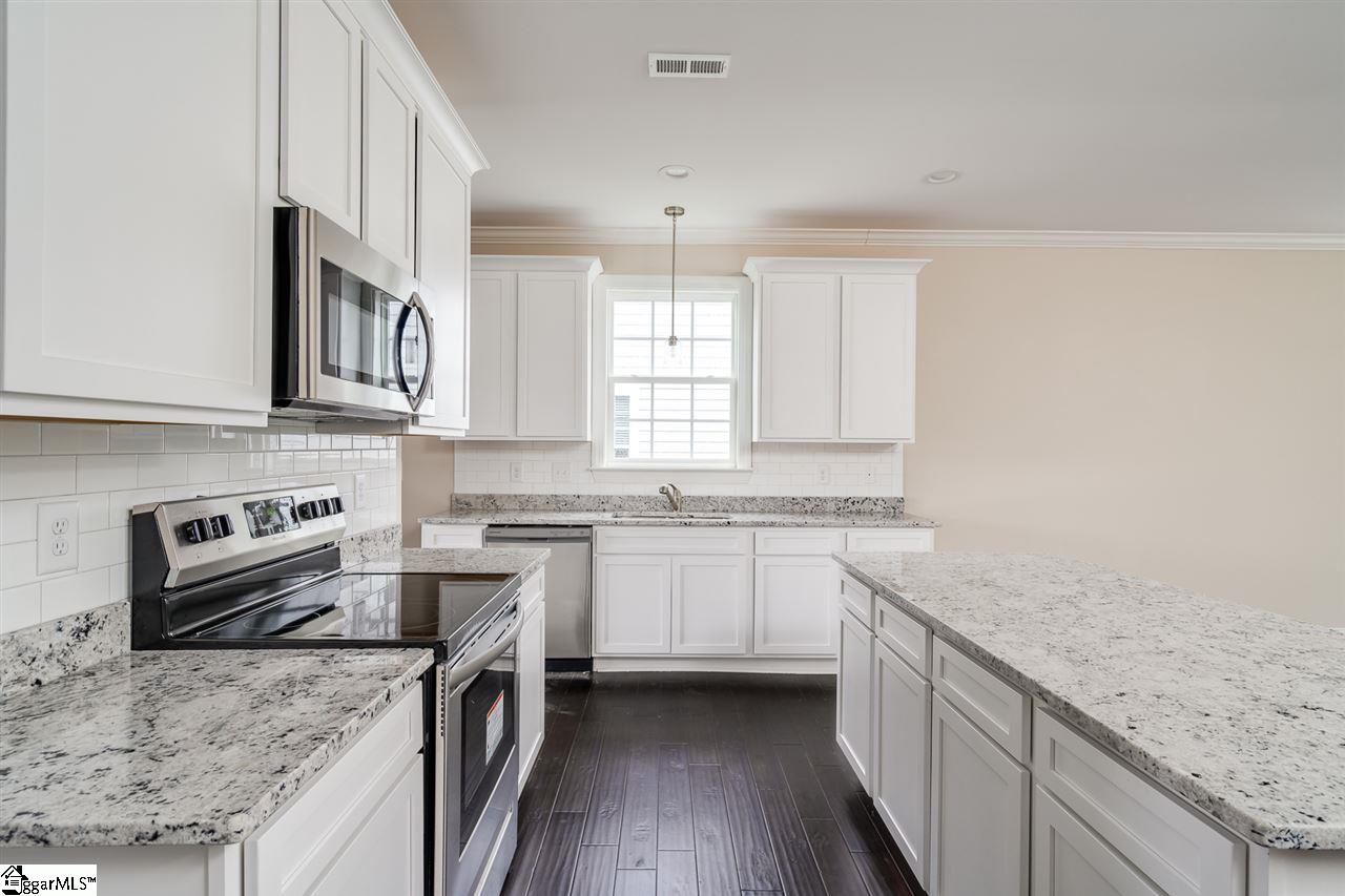 Sold 17 Barron Glenn Way Anderson Sc 29621 3 Beds 2 Full Baths 1 Half Bath 259900 Sold Listing