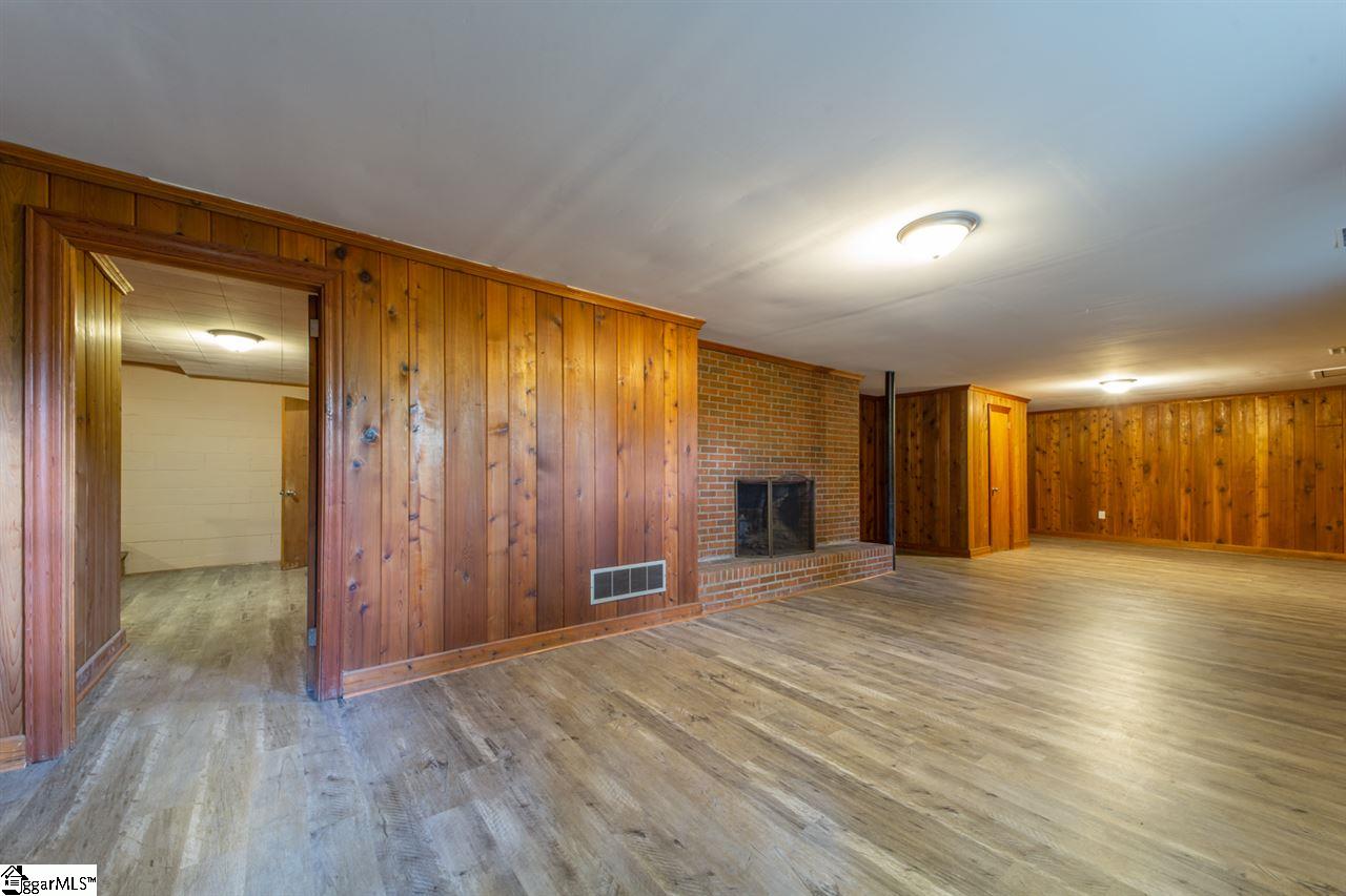 Sold: 13 Indian Springs Drive, Greenville, SC 29615 | 4 ...