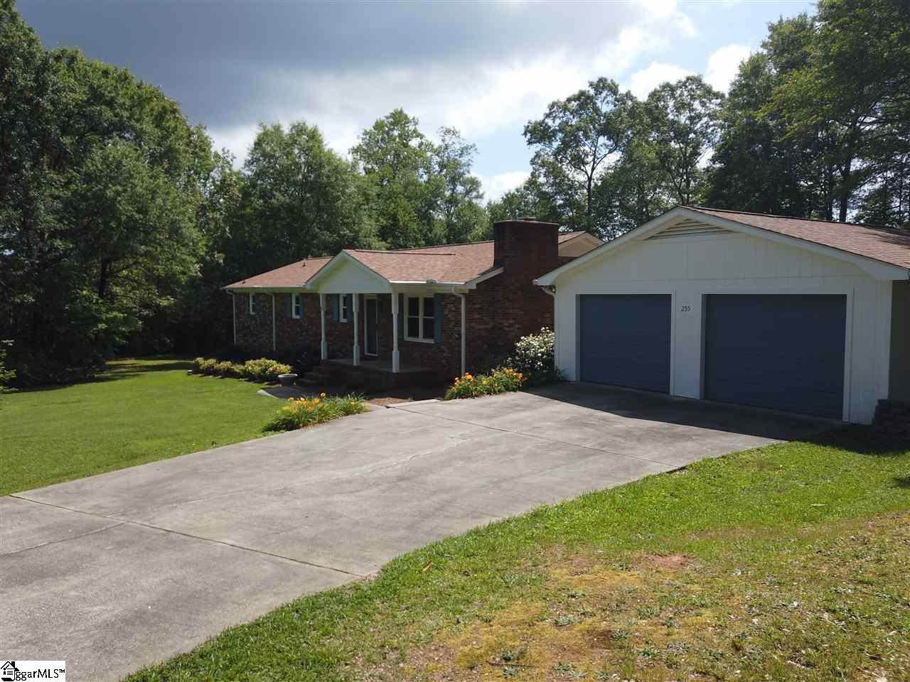 255 Woodside Court Spartanburg Sc 29301 Sold Listing Berkshire Hathaway Homeservices C Dan Joyner Realtors