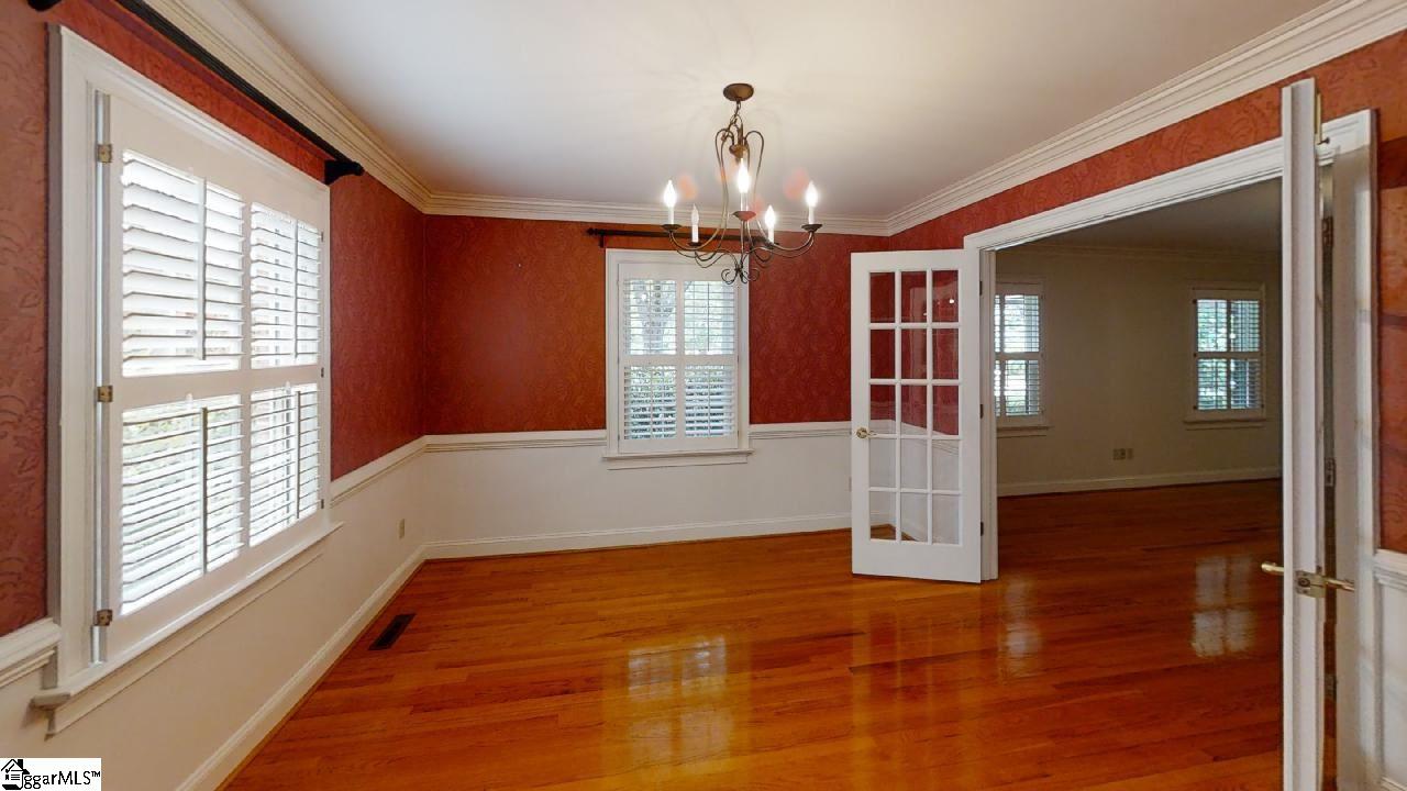 24 Wonderwood Drive Greenville Sc 29615 Berkshire Hathaway Homeservices C Dan Joyner Realtors