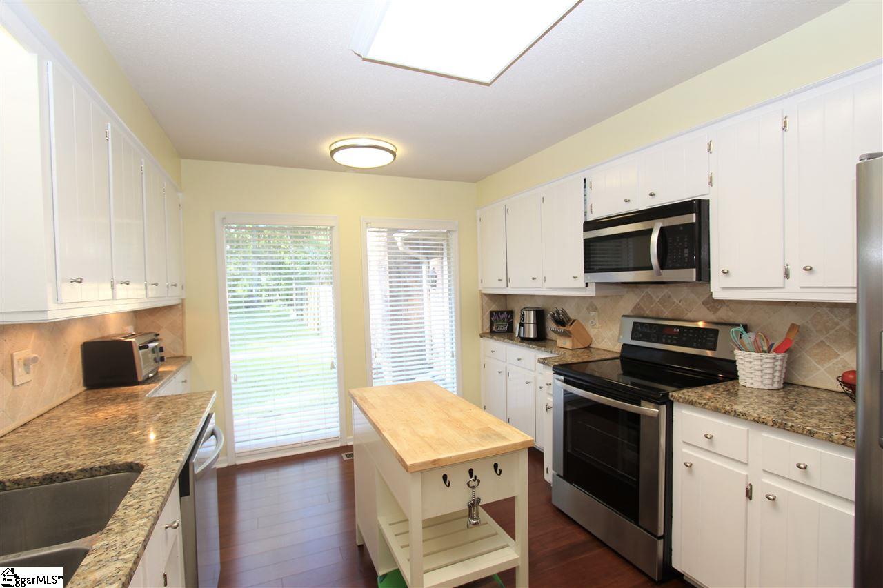 For Sale: 321 Providence Road, Spartanburg, SC 29302 | 4 ...