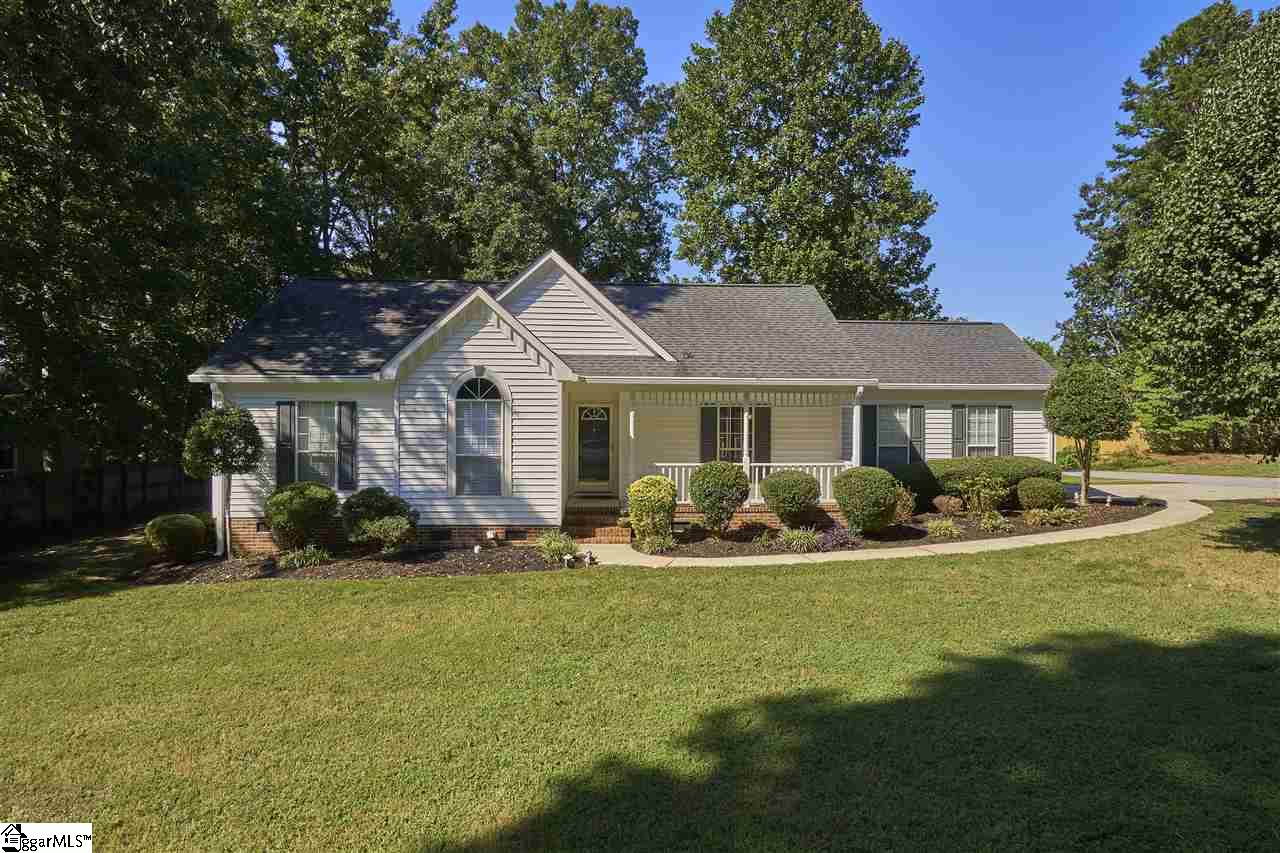 Dunwoody Oaks Greenville County Sc Sold Listings Berkshire Hathaway Homeservices C Dan Joyner Realtors