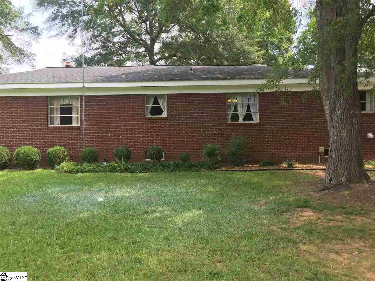 104 Acorn Drive Greer Sc 29651 Berkshire Hathaway Homeservices C Dan Joyner Realtors