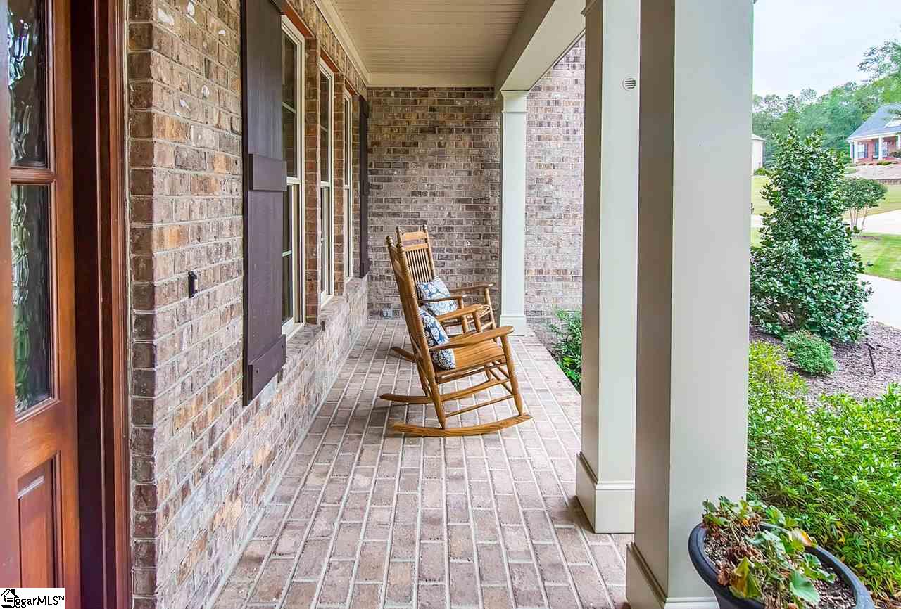 Sold: 220 N Monterey Drive, Moore, SC 29369 | 5 Beds / 4 ...