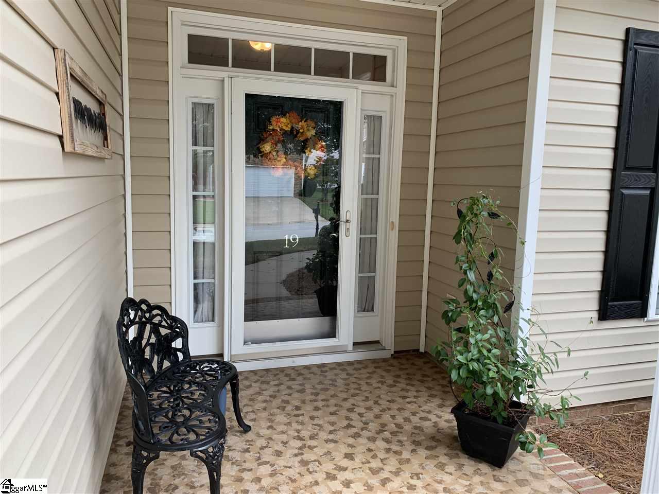 Sold 19 Rain Flower Drive Greenville Sc 29615 3 Beds 2 Full Baths 278 500 Sold Listing