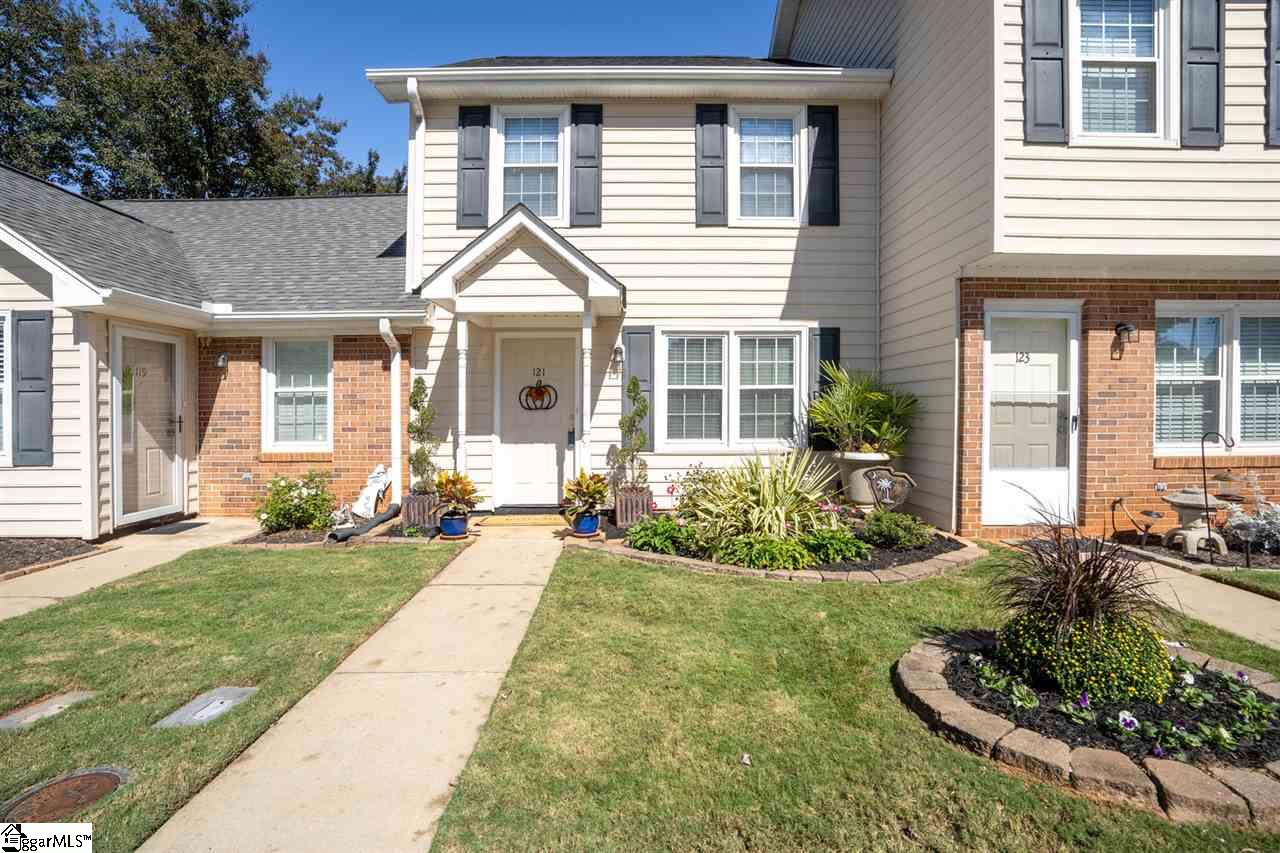 Sold 121 Trailside Lane Greenville Sc 29607 2 Beds 1 Full Bath 1 Half Bath 129900 Sold Listing