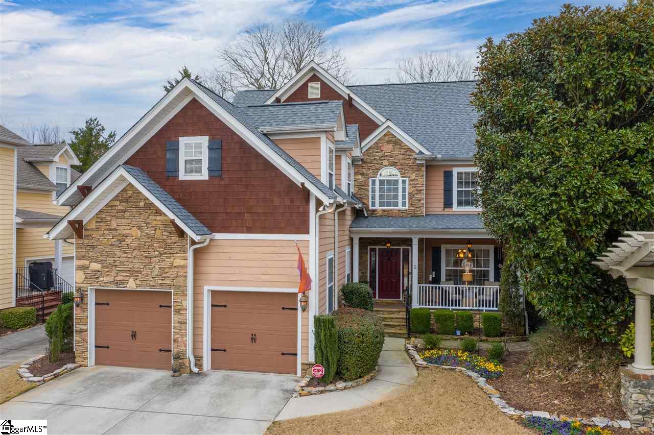 Home For Sale at 2 Applewood, Greenville SC, MLS 1438695