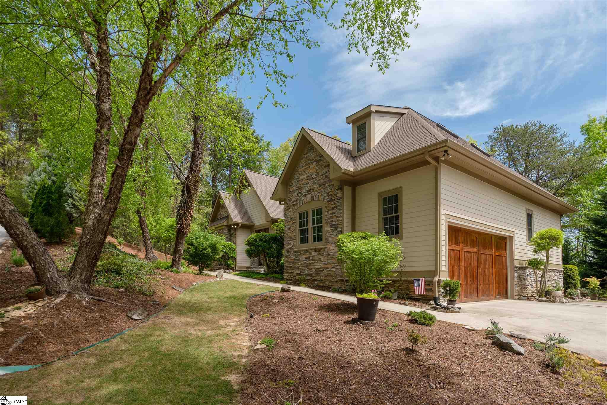 Residential for sale in Travelers Rest, South Carolina, 1442375
