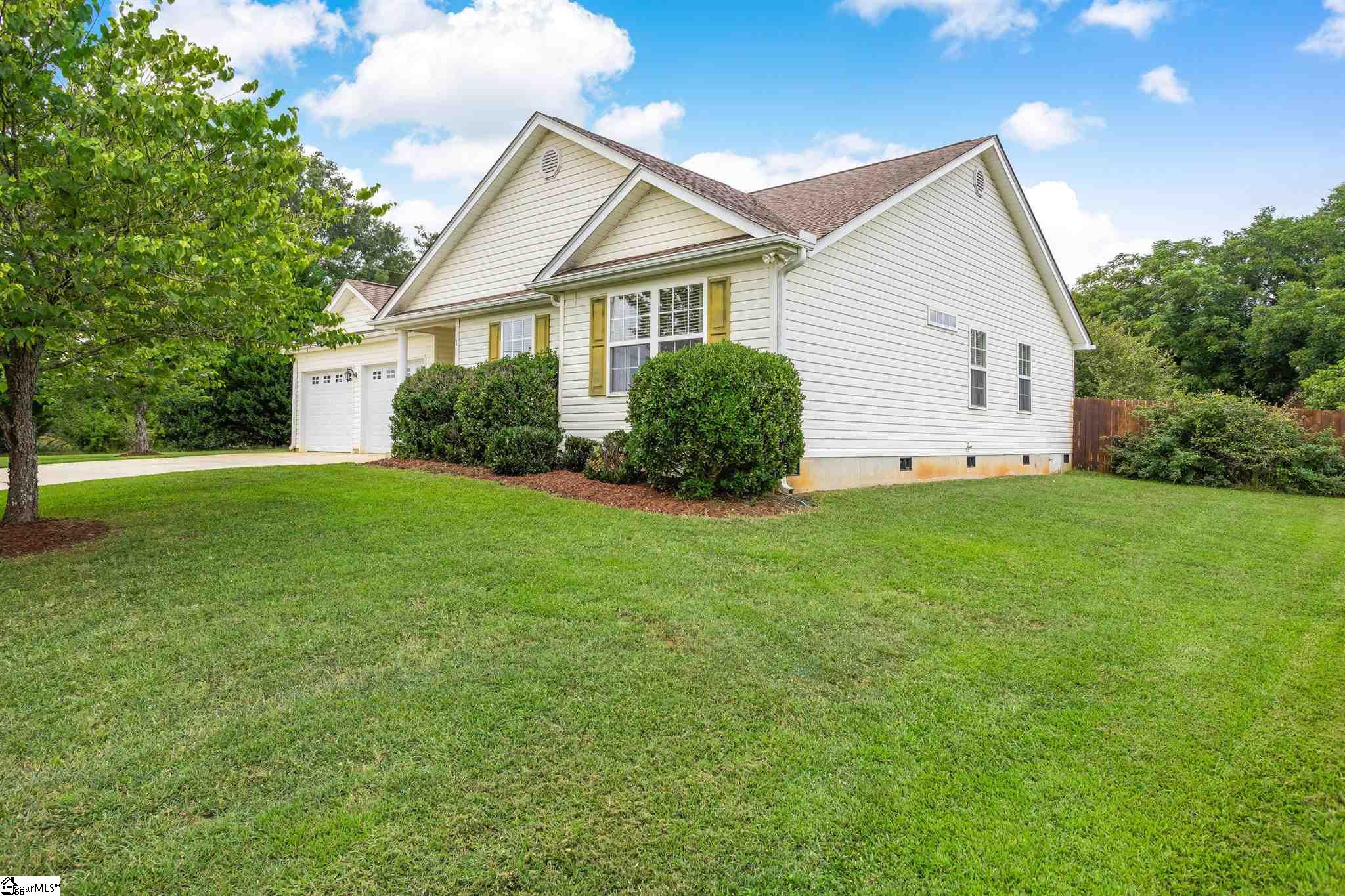 Residential for sale in Greer, South Carolina, 1451742