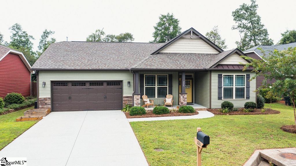 220 Finley Hill Court, Simpsonville, SC 29681