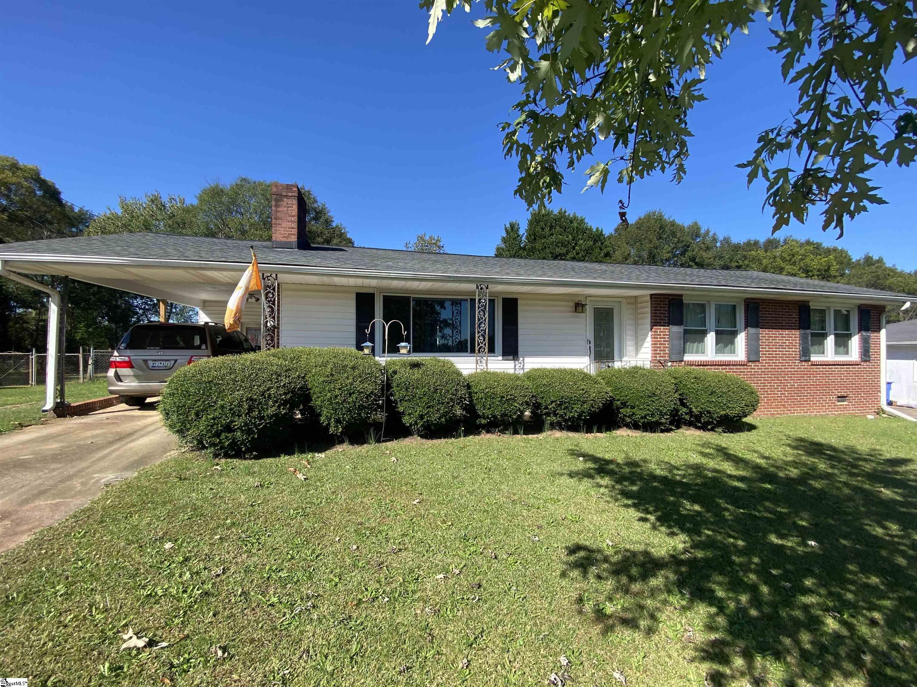 102 Parkdale Drive, Greenville, SC 29611