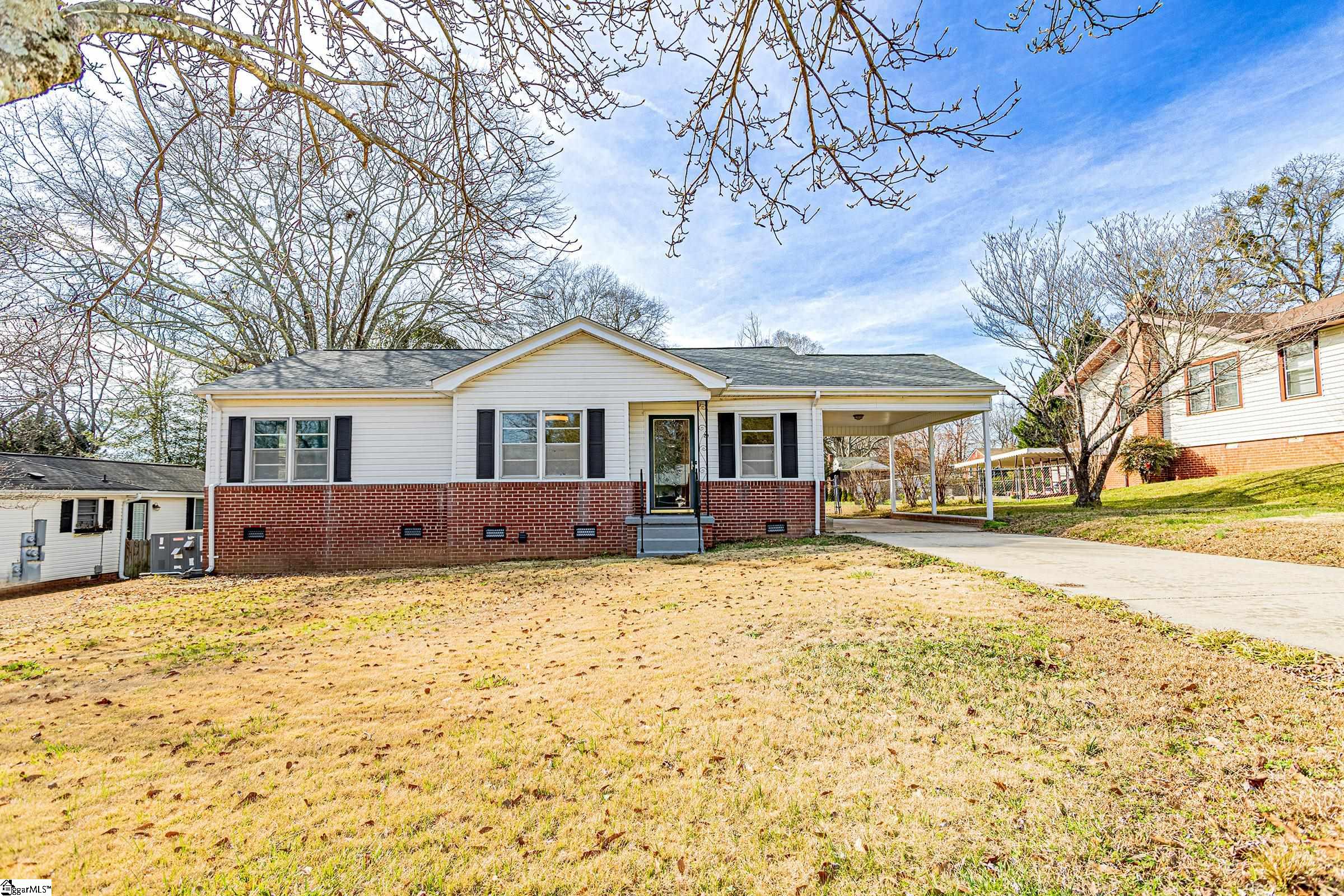 29 N Garden Circle, Greenville, SC 29615