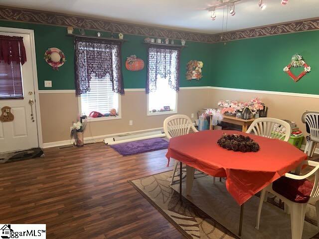 1205 Rosewood