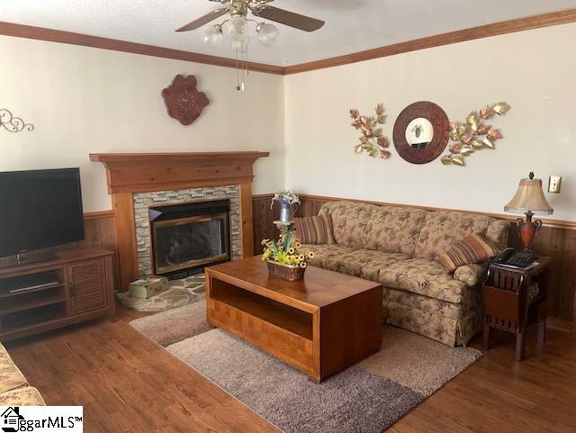 1205 Rosewood