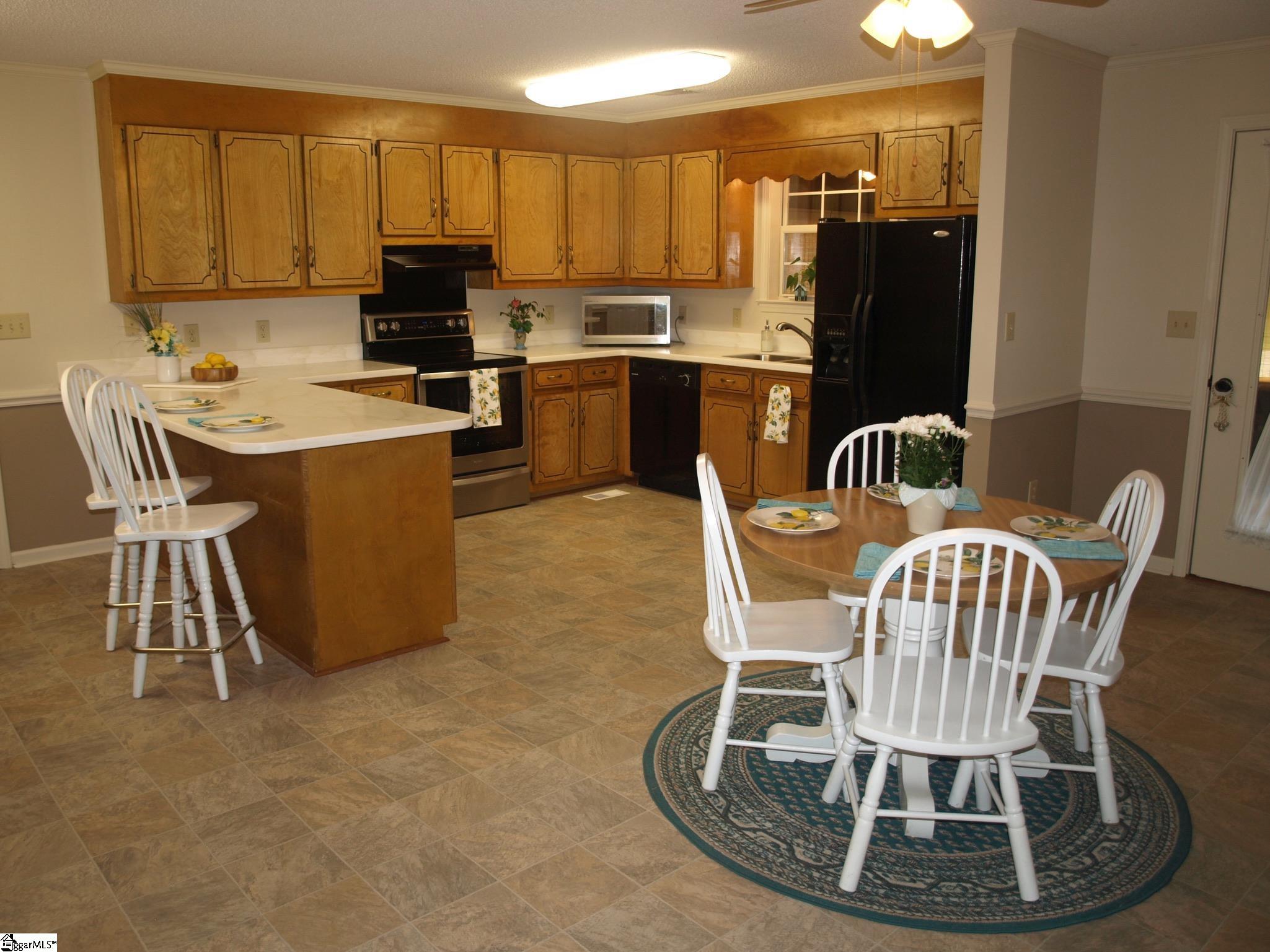 1205 Rosewood