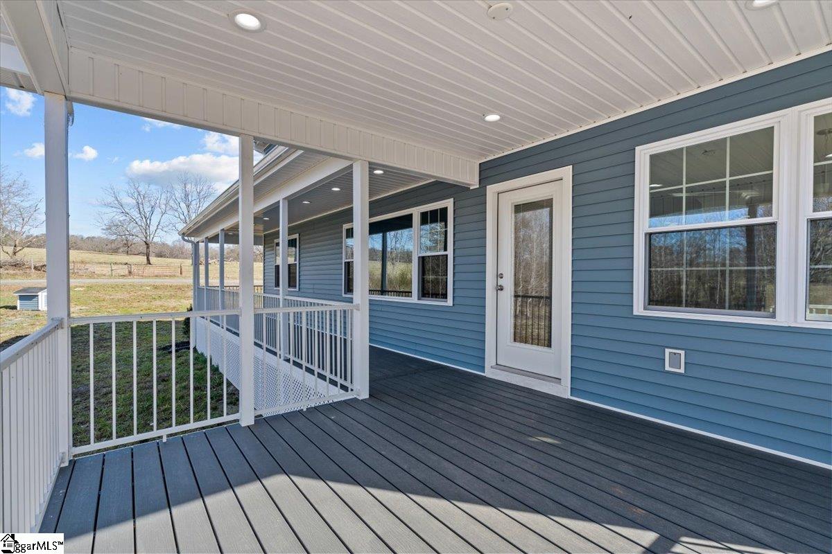 540 Willis Road Taylors, SC 29687