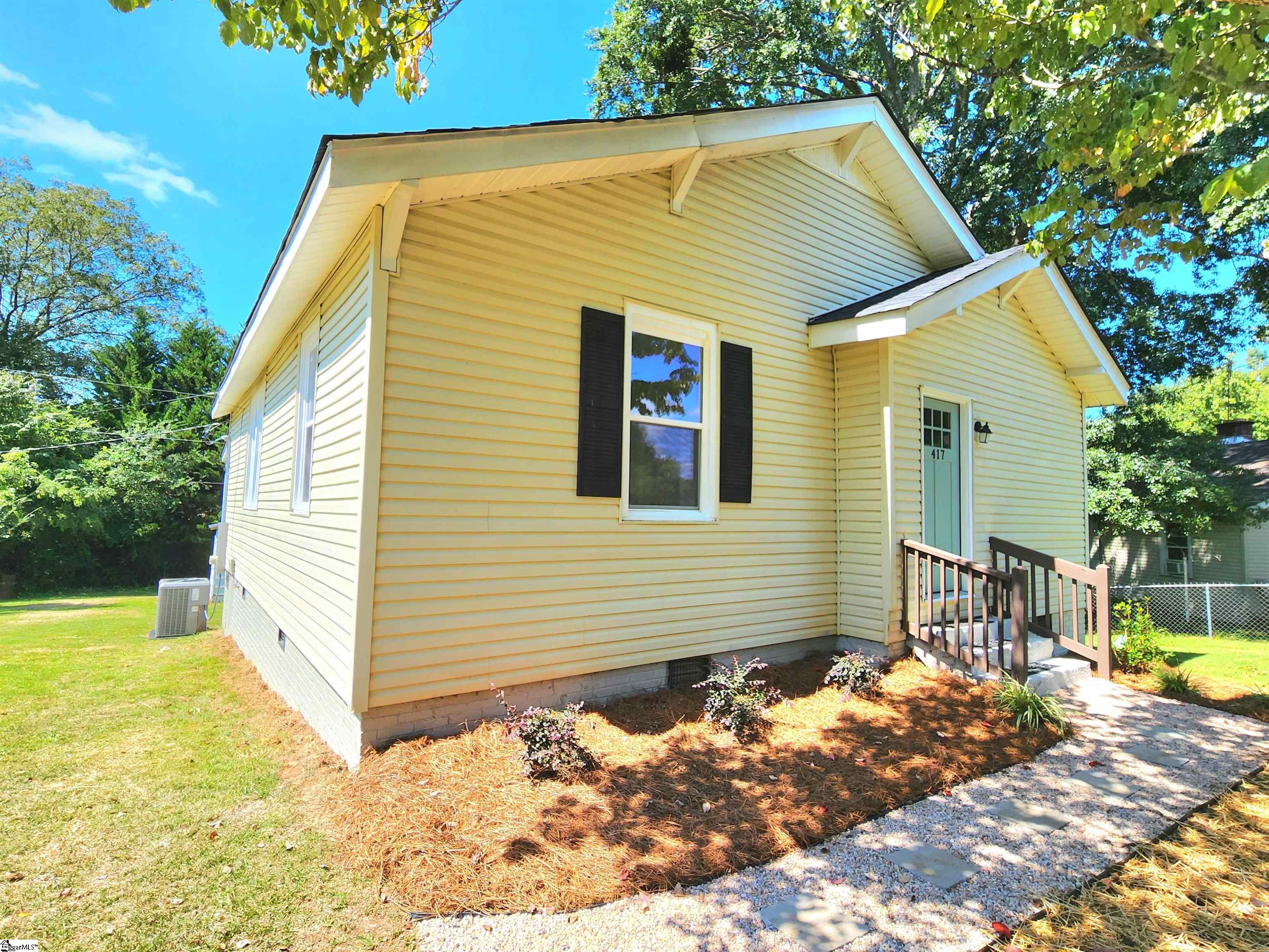 417 Lindbergh Street, Slater, SC 29683