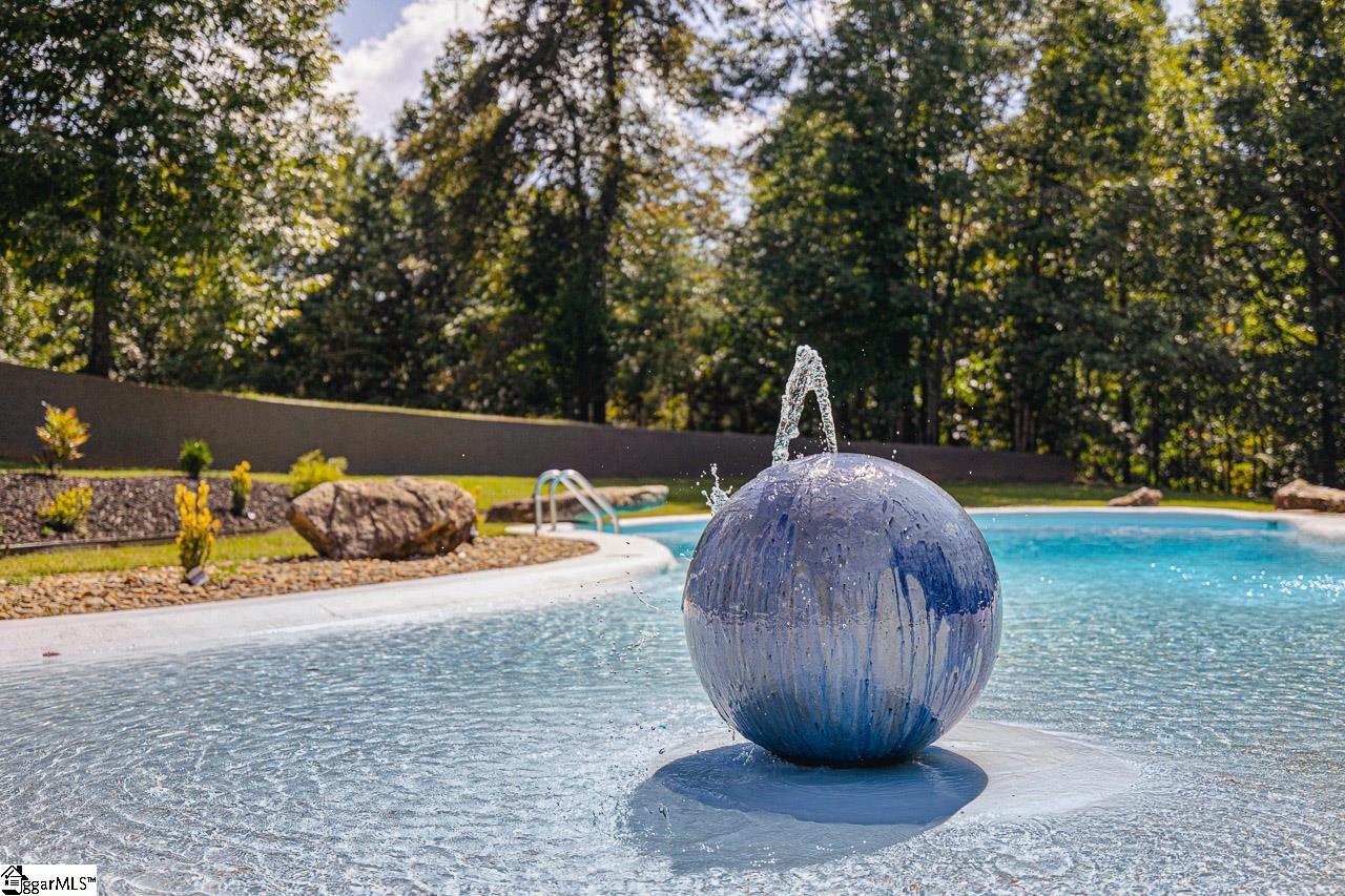24 Phillips Meadow Way Travelers Rest, SC 29690