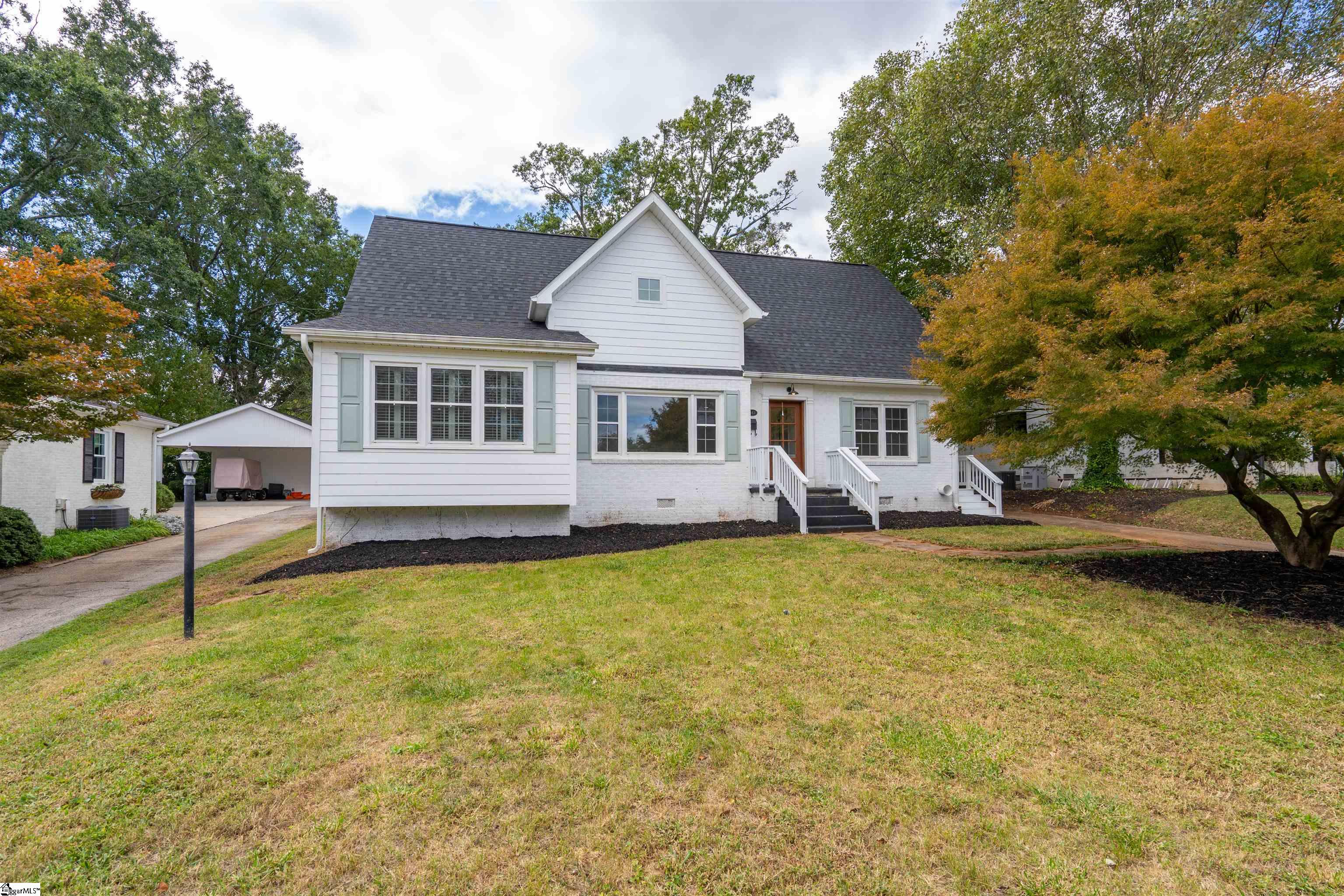 447 Longview, Greenville, SC 29605