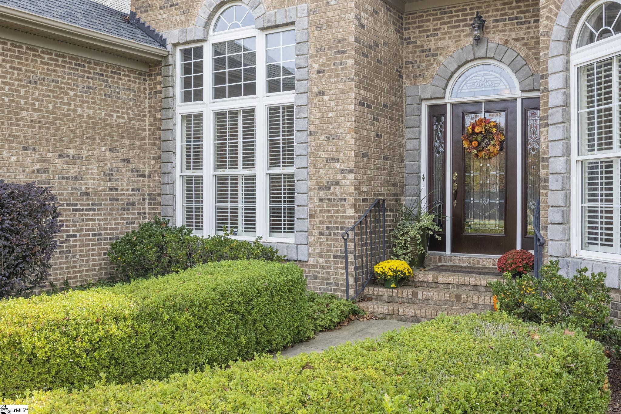 8 Calmar Court Greenville, SC 29617