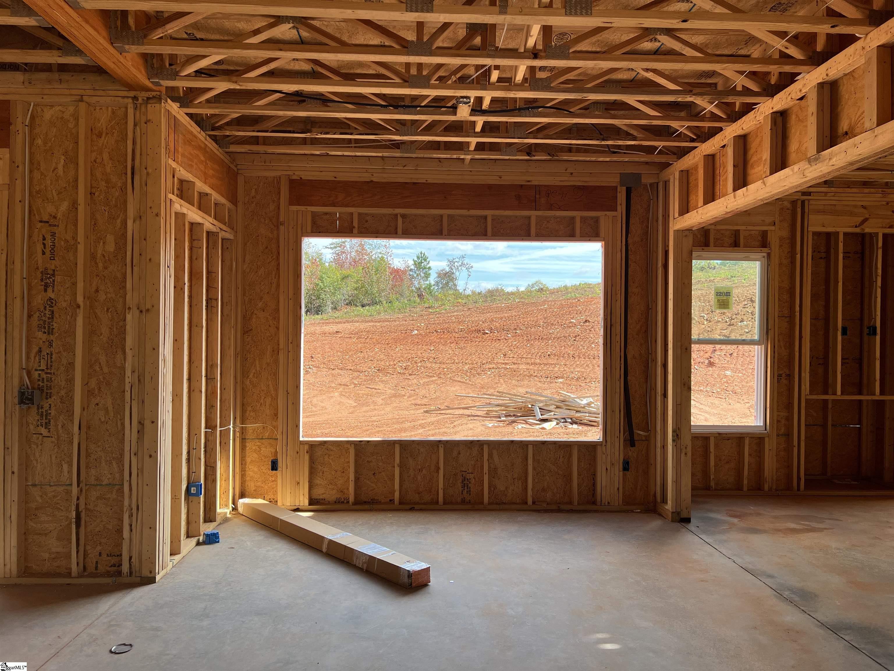 6910 Mountain View Road Taylors, SC 29687