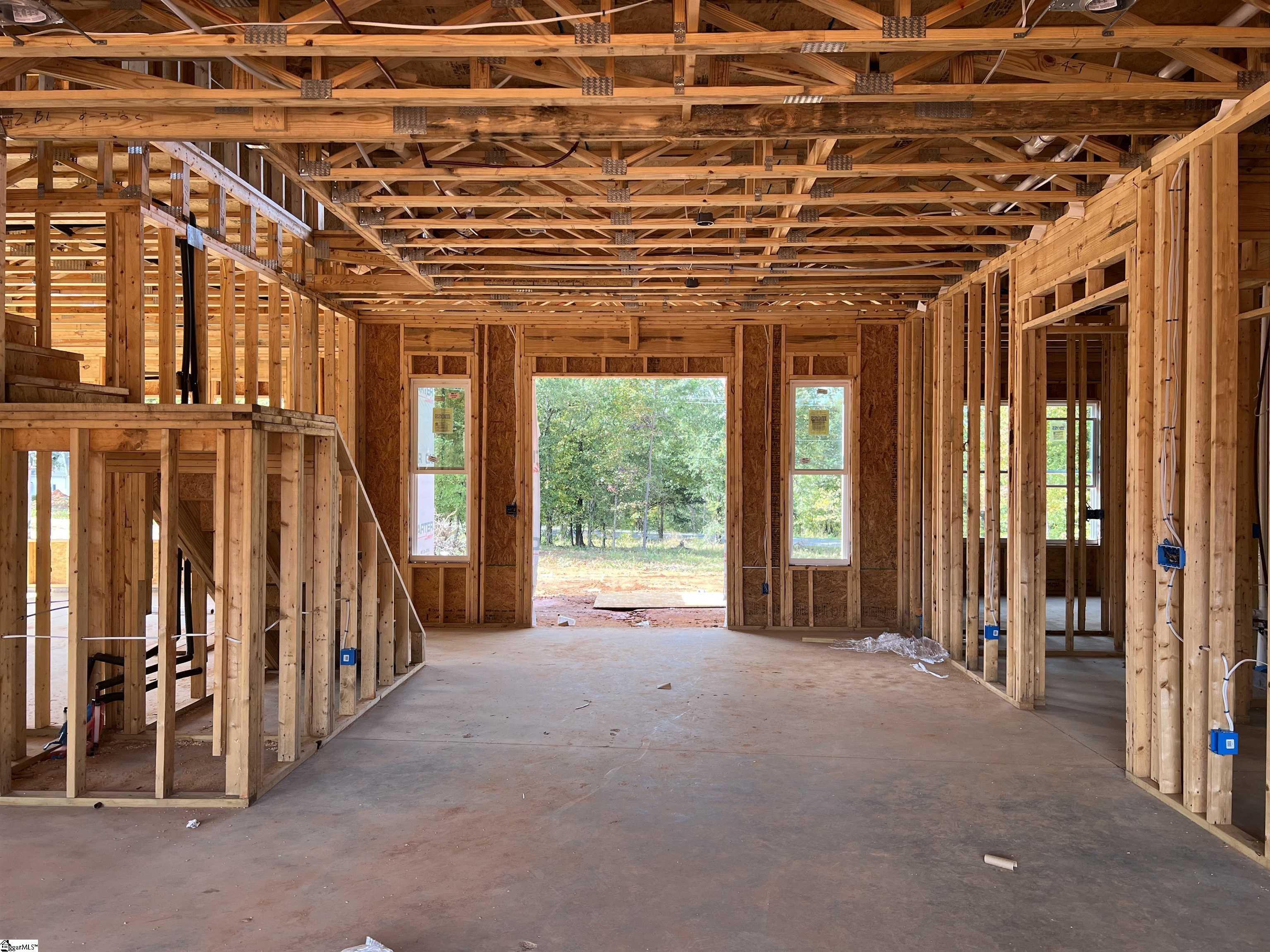 6910 Mountain View Road Taylors, SC 29687